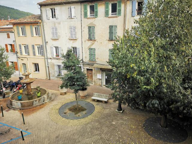 Appartement location à Arrondissement de Toulon, Solliès-toucas