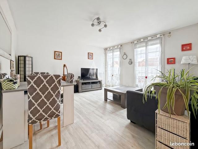 Appartement vente à Pontoise, Courdimanche