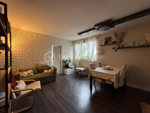 Appartement vente à Vert-le-Petit, Essonne
