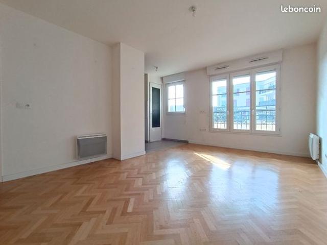 Appartement vente à Voisins-le-Bretonneux, Yvelines