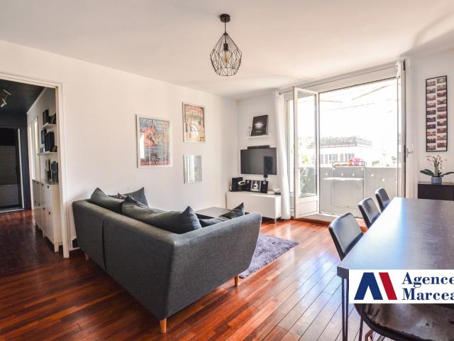 Appartement vente à Quartier Cœur de Ville, Courbevoie