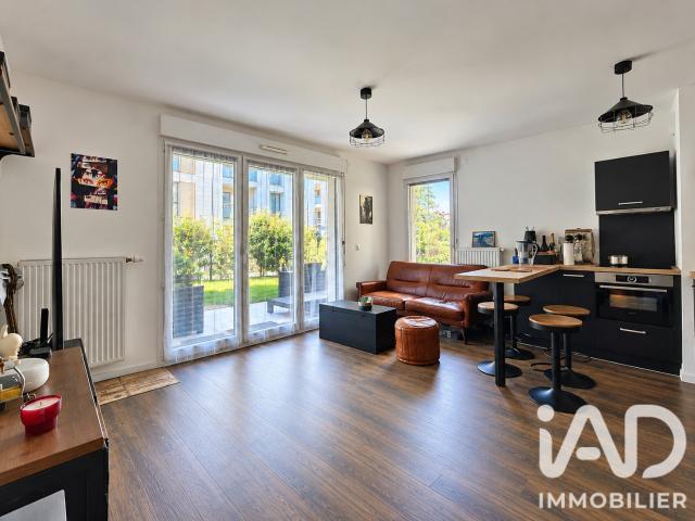 Appartement vente à Zones d'activités de Pariwest, Maurepas