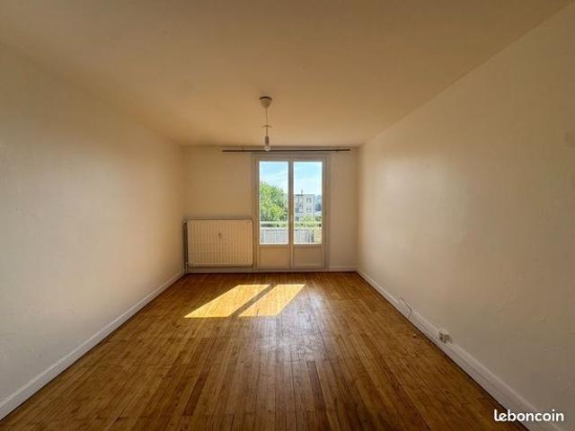 Appartement vente à Saint-Priest, Ardèche