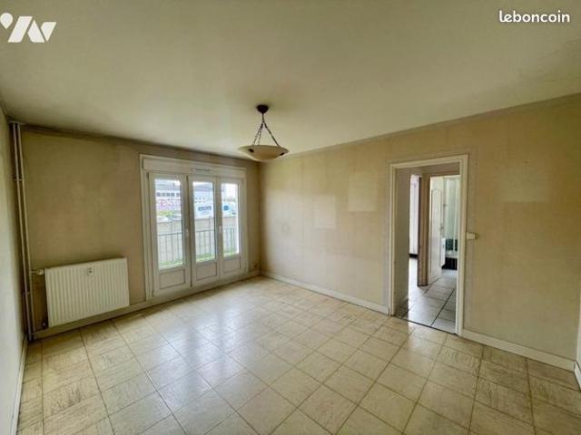 Appartement vente à Étampes, Mondeville