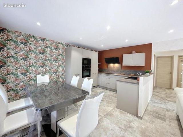 Appartement vente à Arrondissement de Draguignan, Fréjus