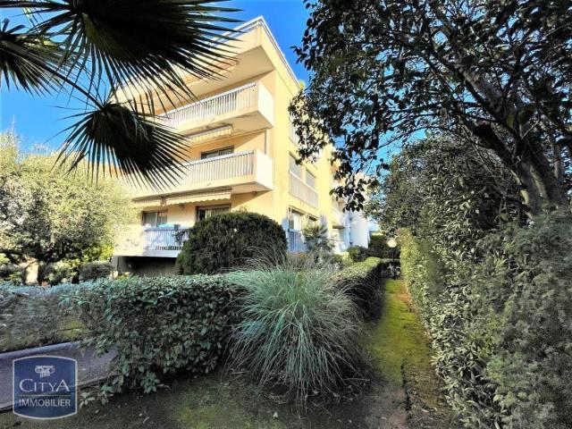 Appartement location à Arrondissement de Draguignan, Saint-raphaël