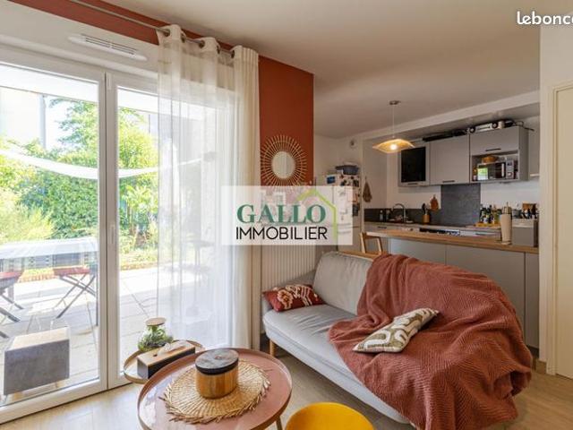 Appartement vente à La Tour-du-Pin, L'isle-d'abeau
