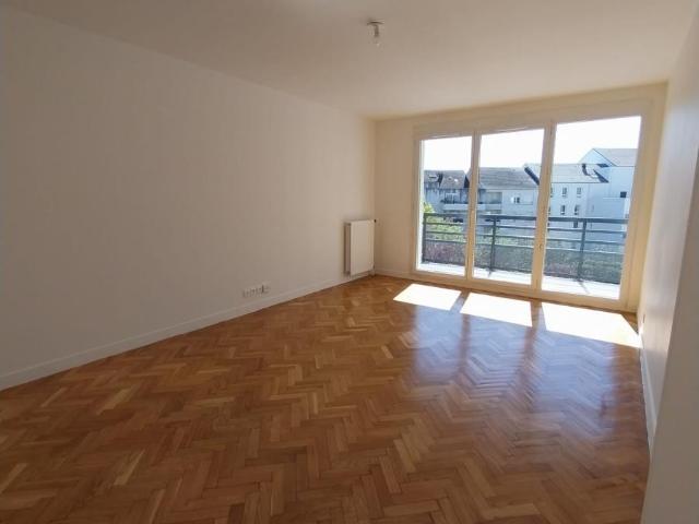 Appartement vente à Côte d'Or - Sarrazins-Habette-Coteaux du Sud, Créteil