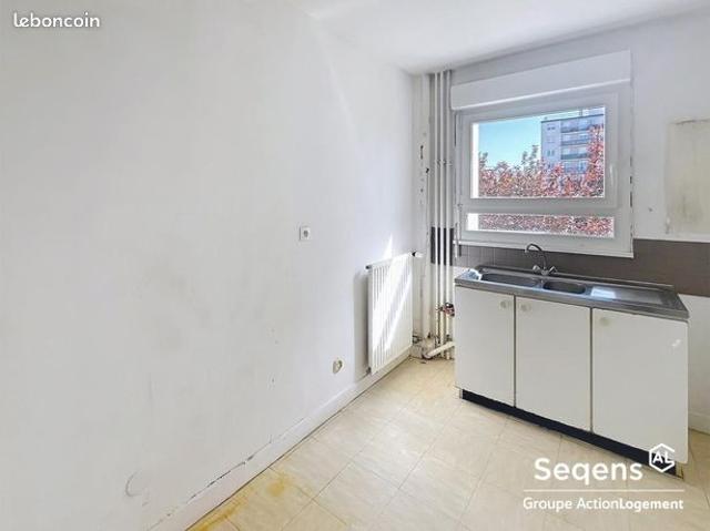 Appartement vente à Mantes-la-Jolie, Les Mureaux