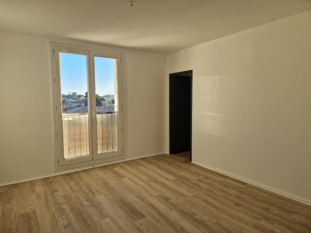 Appartement vente à Carpentras, Valréas