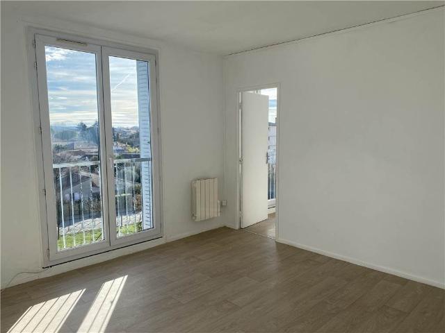 Appartement location à Carpentras, Valréas