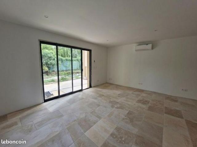 Appartement vente à Forcalquier, Alpes-de-Haute-Provence