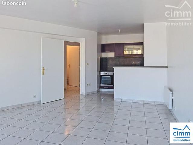 Appartement vente à Château-Gontier, Saint-erblon