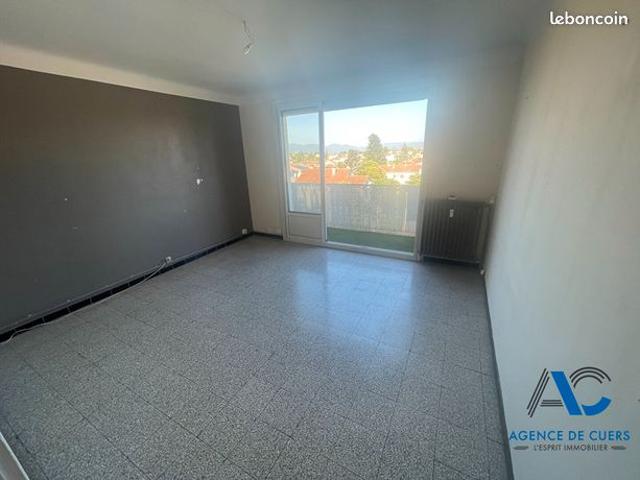 Appartement vente à Arrondissement de Toulon, Cuers