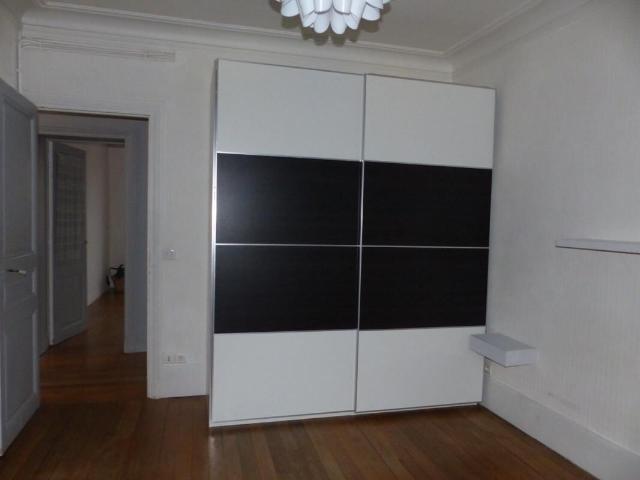 Appartement location à France métropolitaine, Courbevoie