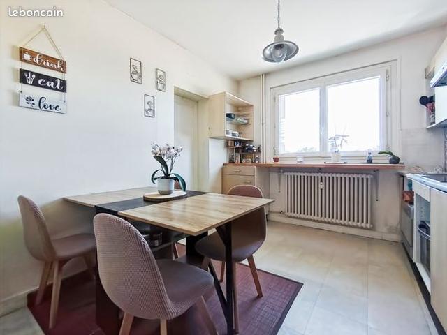 Appartement vente à Saint-Julien-en-Genevois, Ambilly