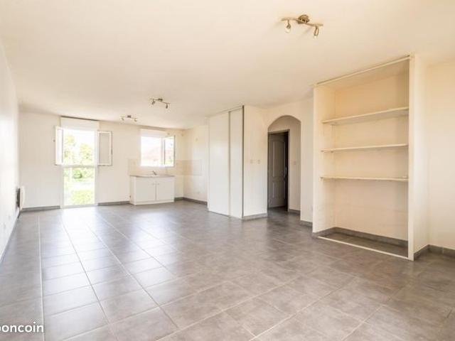 Appartement vente à La Tour-du-Pin, Morestel