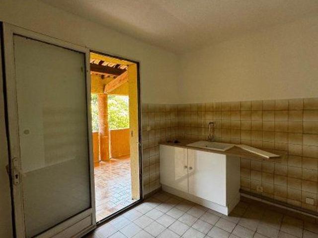 Appartement location à Brignoles, Saint-maximin-la-sainte-baume