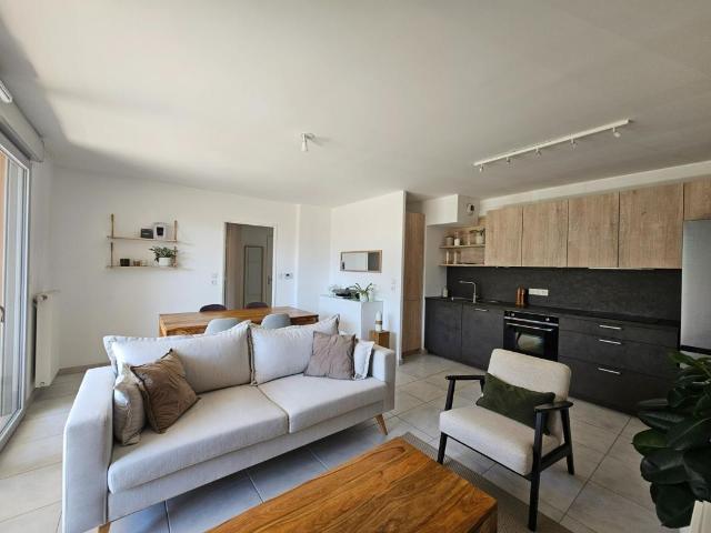 Appartement vente à Bois-Jolivet, Bonneville