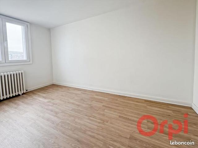 Appartement vente à Saint-Amand-Montrond, Saint-amand-montrond