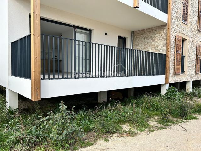 Appartement vente à Arles, Saint-etienne-du-grès