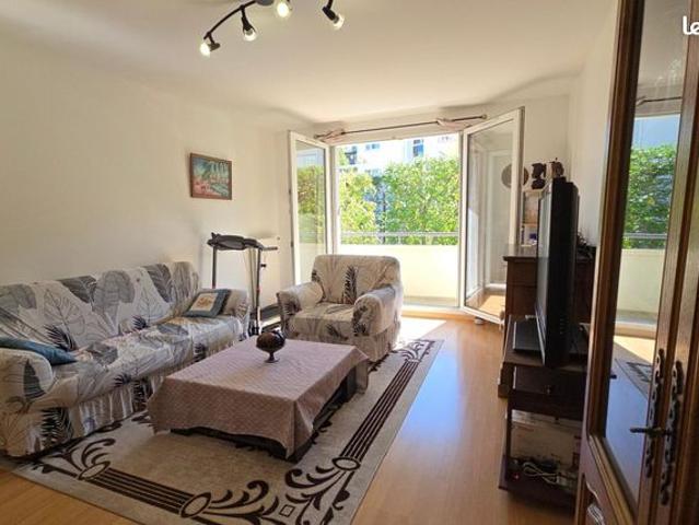 Appartement vente à Évry, Petit-bourg