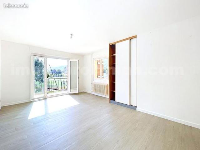 Appartement vente à Saint-Jeoire, Haute-Savoie