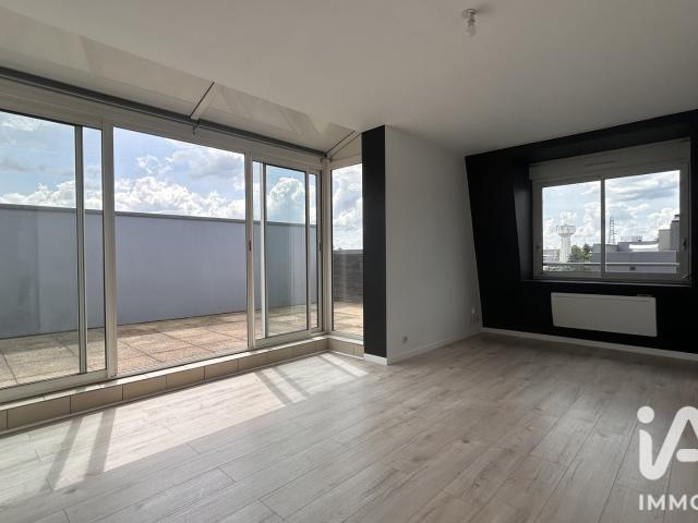 Appartement vente à Zone industrielle Le Haut Coudray, Montreuil-Juigné