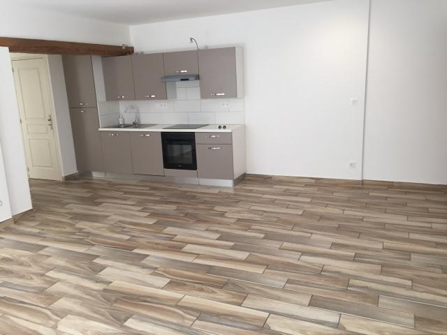Appartement location à Arrondissement de Toulon, Solliès-toucas