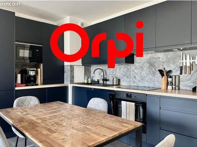 Appartement vente à La Tour-du-Pin, La Verpillière
