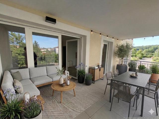 Appartement location à Arrondissement de Draguignan, Châteaudouble