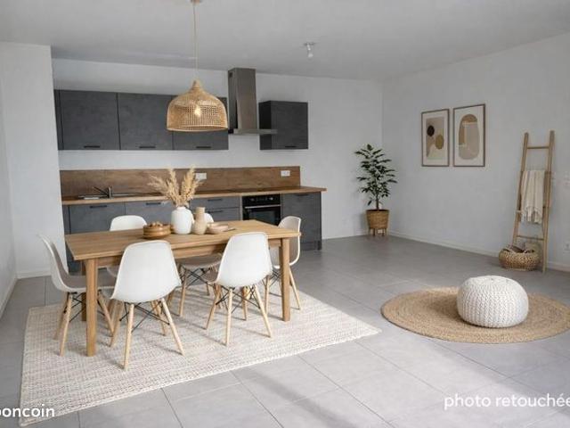 Appartement vente à Privas, Saint-priest