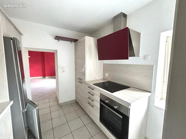 Appartement vente à Bourg-en-Bresse, Pont-de-vaux