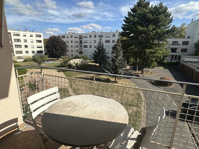 Appartement vente à Porte d'En Bas, Bagneux