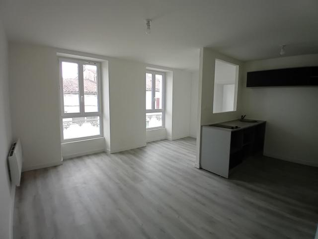 Appartement location à Faubourg Saint-Eutrope, Saint-Jean-d'Angély
