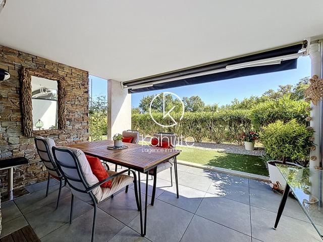 Appartement vente à Arrondissement de Toulon, Hyères