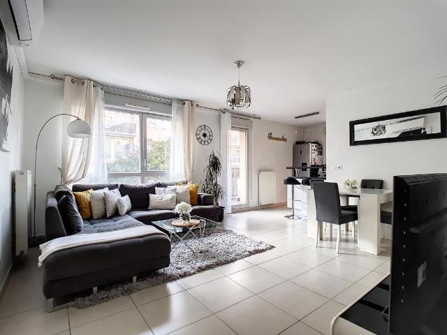 Appartement vente à Mas de Terraillon, Bron