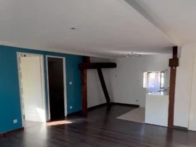 Appartement vente à Parking Place du Martroi, Orléans