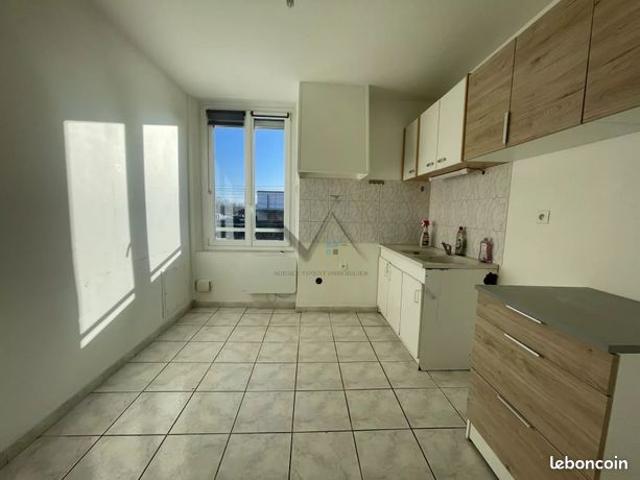 Appartement vente à Privas, Le Teil