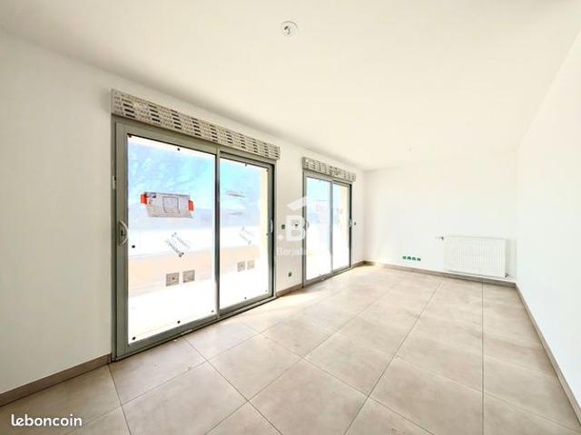 Appartement vente à La Tour-du-Pin, L'isle-d'abeau