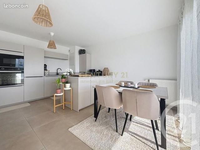 Appartement vente à La Tour-du-Pin, L'isle-d'abeau