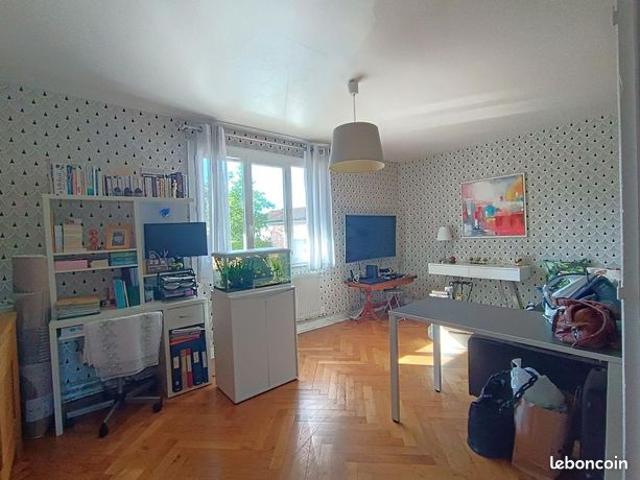 Appartement vente à Saint-Genis-Laval, Rhône