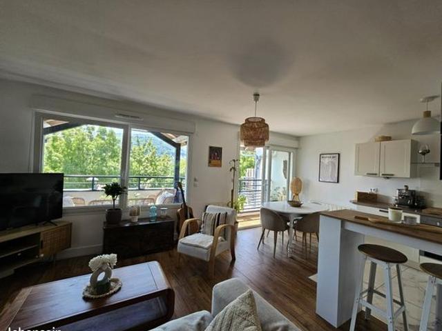 Appartement vente à Saint-Julien-en-Genevois, Vétraz-monthoux