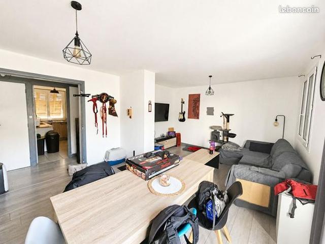 Appartement vente à Apt, Roussillon