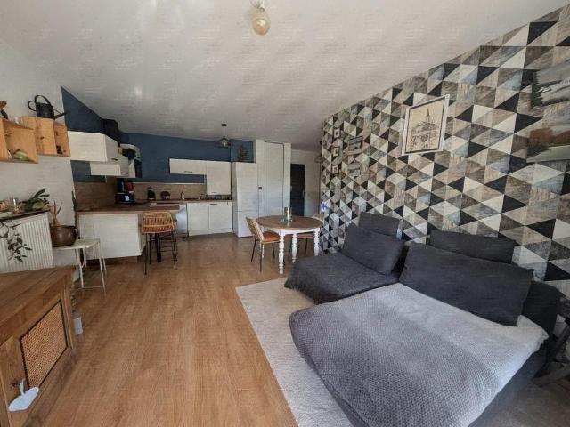 Appartement vente à Plombières-lès-Dijon, Côte-d'Or