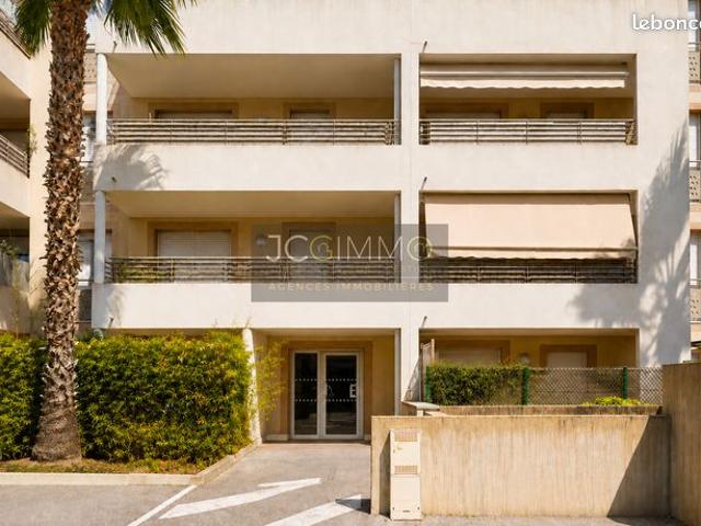 Appartement vente à Arrondissement de Toulon, Solliès-pont