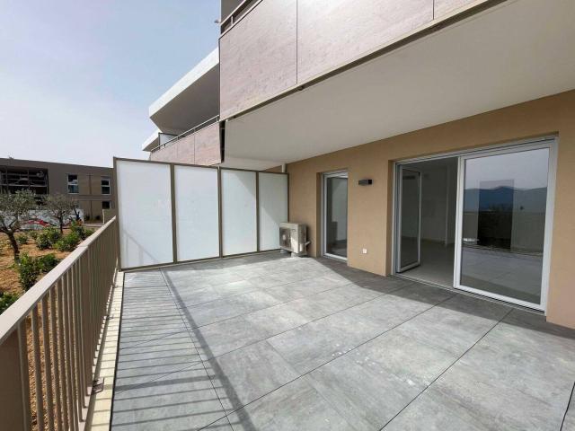 Appartement location à Les Fournès, Châteauneuf-Villevieille