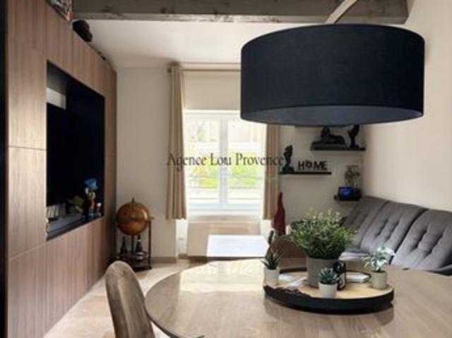 Appartement vente à Eyguières, Bouches-du-Rhône