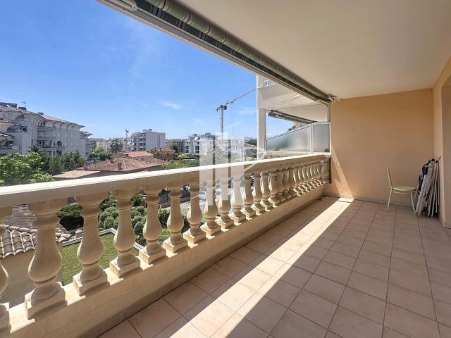 Appartement vente à Arrondissement de Draguignan, Saint-raphaël