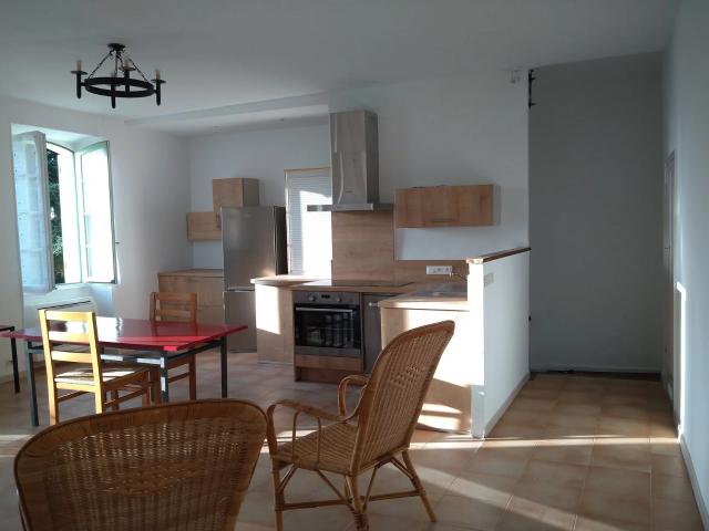 Appartement location à Moussac, Gard